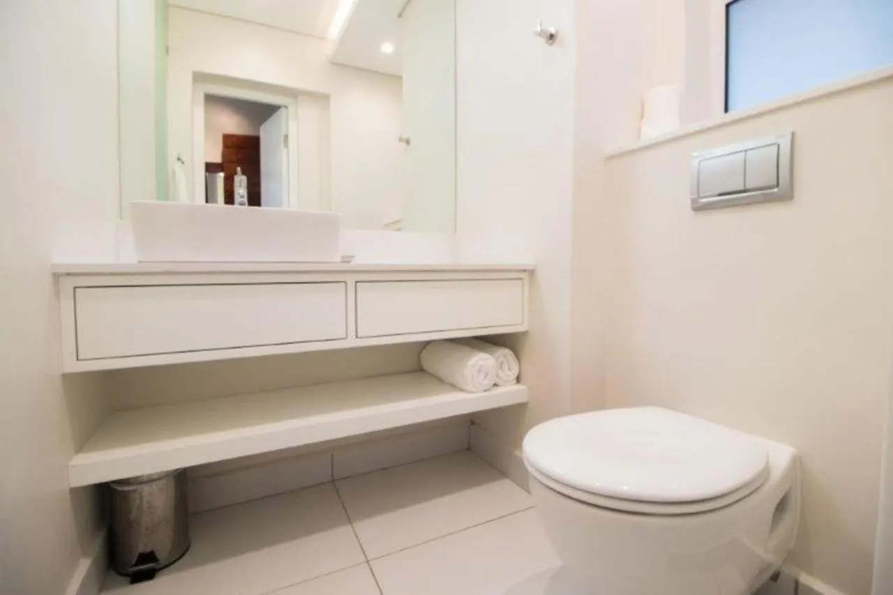 Apartment Mouille Point 2 Bedroom Cape Town