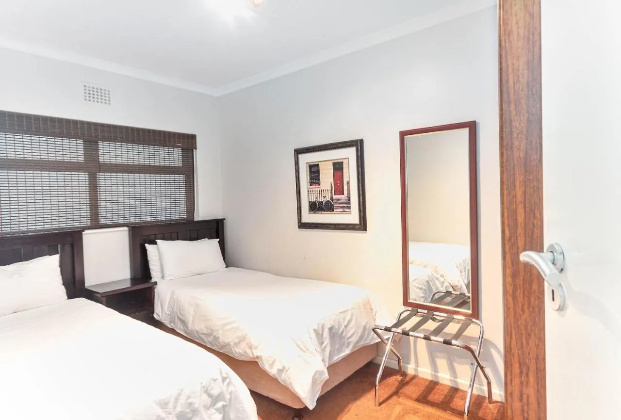 Mouille Point 2 Bedroom Cape Town